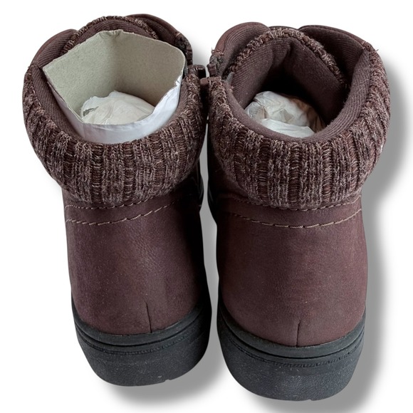 New Clarks Carleigh Jade Burgundy Nubuck Leather Knit Hiking Ankle Boots US 6M - Picture 12 of 16